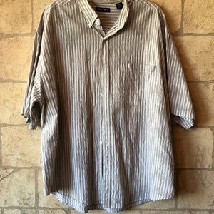 Men’s casual shirt